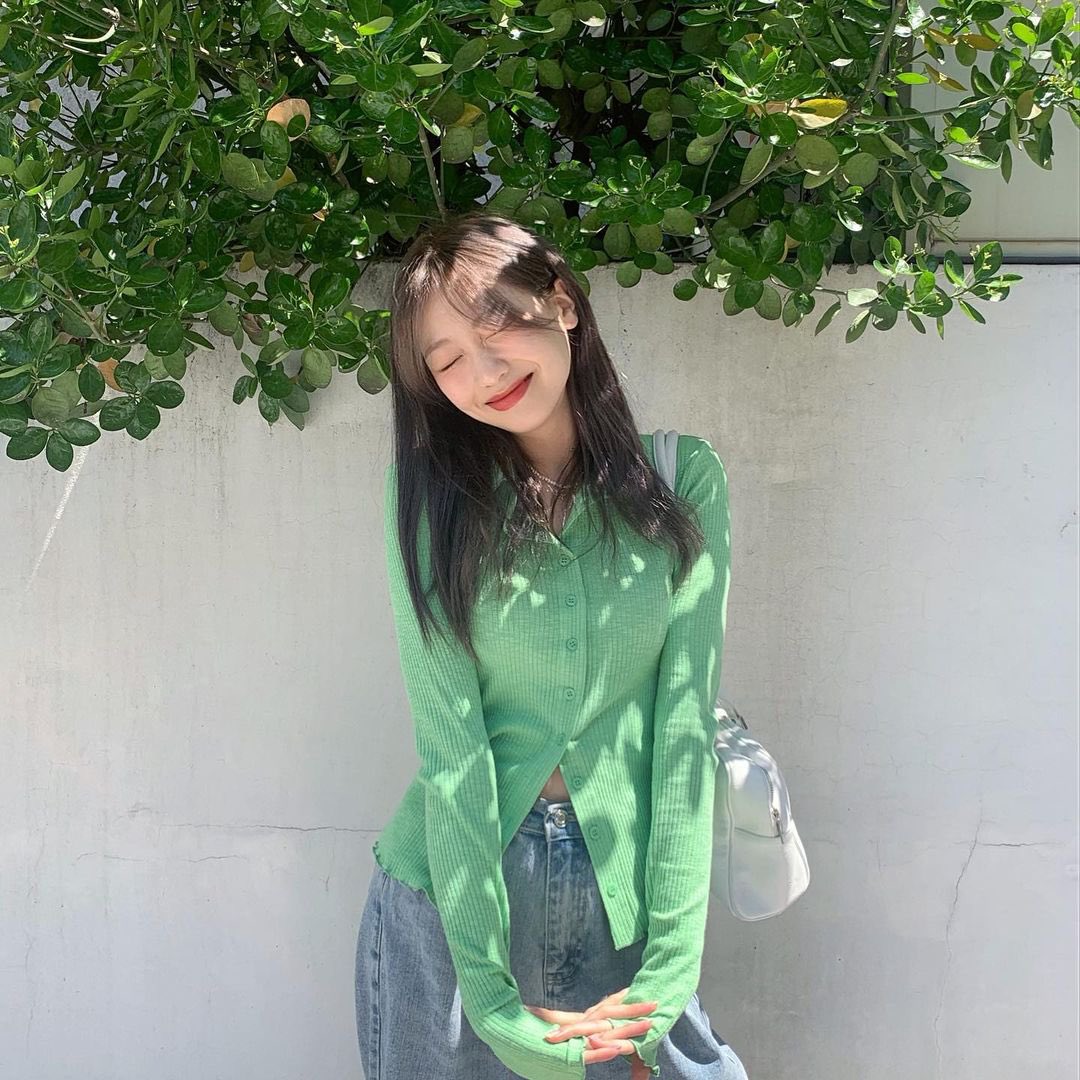 mldc_sj's tweet photo. 210505 #iloveryu._ 🍀
https://t.co/NEDRwLC4qR https://t.co/zBfwomSySN