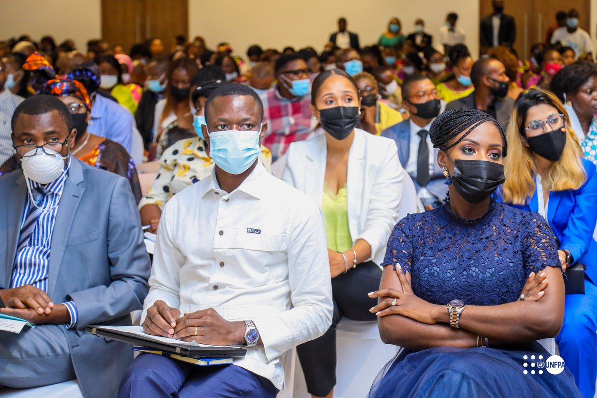 UNFPARDC's tweet photo. #SCOSAF, @MinSanteRDC avec l’appui @UNFPARDC &amp; autres partenaires ont célébré #MidwivesDay sous le Slogan : «Règlementer la profession sage-femme, c’est le meilleur investissement pr garantir les droits à la santé sexuelle et reproductive de filles et de femmes de la RDC » https://t.co/qlHsyyPZ55