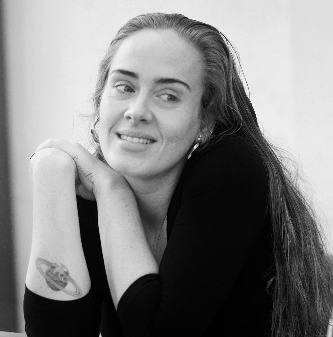AdeleNicaragua's tweet photo. » NOVEDAD | Adele a través de Instagram conmemora su cumpleaños con la descripción: "Treinta y tres". https://t.co/5GdHRjpfwX