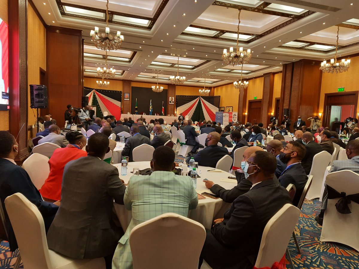 🇰🇪 David Osiany, HSC (@davidosiany) on Twitter photo Today <a href="/Trade_Kenya/">Trade Kenya</a> & <a href="/IndustryKE/">IndustryKE</a> (MoITED) hosted a highly successful Kenya-Tanzania High Level Business Forum graced by H.E. Uhuru Kenyatta & H.E. Samia Suluhu Hassan.
This was towards improved bilateral trade between the two countries & expansion of investment opportunities. Today <a href="/Trade_Kenya/">Trade Kenya</a> & <a href="/IndustryKE/">IndustryKE</a> (MoITED) hosted a highly successful Kenya-Tanzania High Level Business Forum graced by H.E. Uhuru Kenyatta & H.E. Samia Suluhu Hassan.
This was towards improved bilateral trade between the two countries & expansion of investment opportunities.