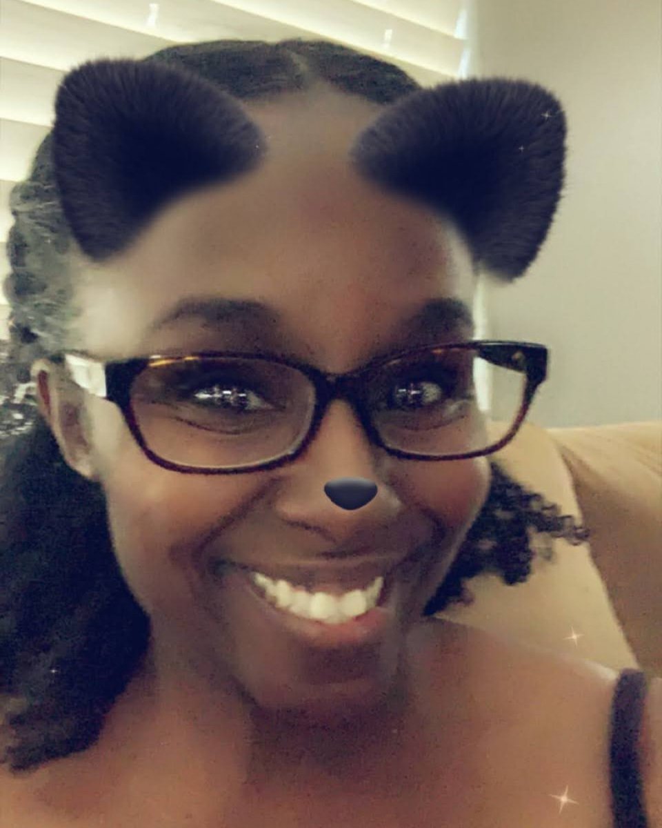 mjaygranberry's tweet photo. What up Romancelandia? I'm writing the things and doing the stuff. What does your Wednesday look like?
#MJayGranberry #writerlife #funfilters #mynewglasses https://t.co/vkm88ibW7b