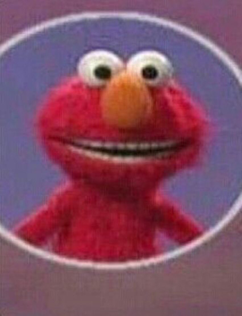 PISSeok's tweet photo. my dentist literally put the toothbrush on my lip for like 10 seconds and now i look like i have a joker mouth https://t.co/Rdmpkuv0GV