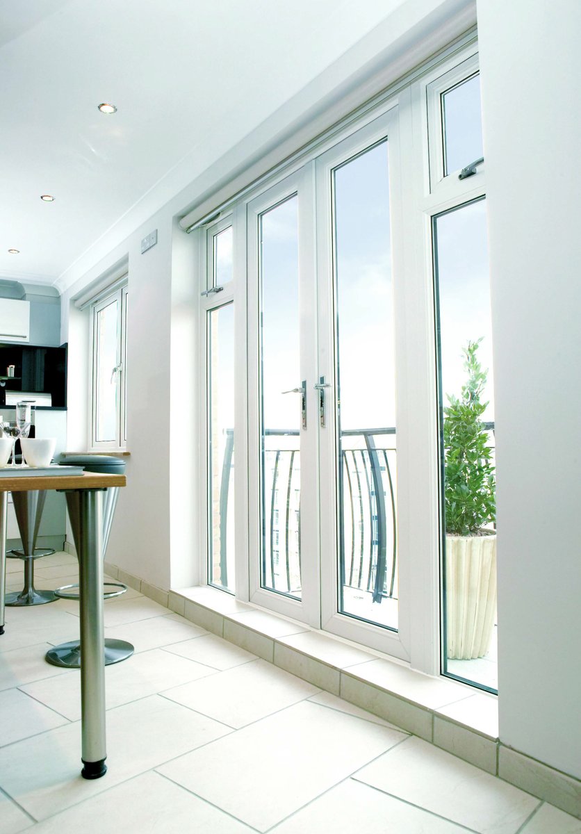 SilverTreeWD1's tweet image. Transform the back of your home and let the light flood through. Lots of options to choose from. What's your favourite? Give us a call on (01279) 883292 #summervibes #summertime #bifolddoors #sliders #frenchdoors #hertfordshire #essex