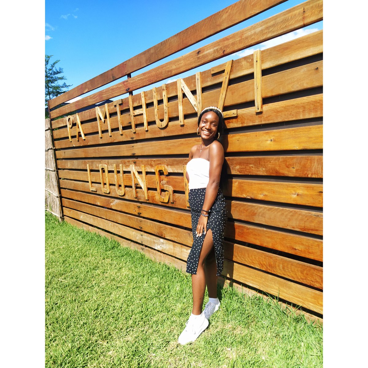 quadhie06's tweet photo. Hie🌻☺ https://t.co/gdGBQOzBnB