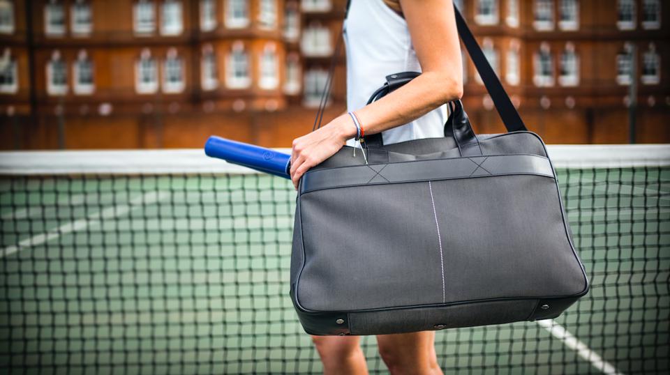 tdnewcomb's tweet photo. Tennis Equipment: Modern aesthetics, updated materials taking tennis bag design to new places. I explore the shifts for @ForbesSports https://t.co/2JIblrLVYy https://t.co/dQEB8tzRWC