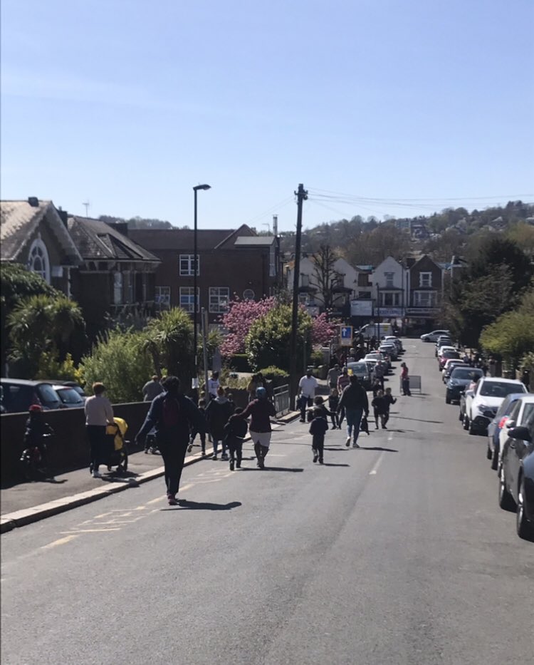 On #WorldAsthmaDay, let’s remember that it’s in our hands to make our children’s air cleaner. So plant a tree, stop idling, walk to school and support your local School Streets. 🌳
#ReclaimOurStreets #CleanAir #Asthma #AsthmaDay #AirPollution  #WeFightForOurAir #SchoolStreets