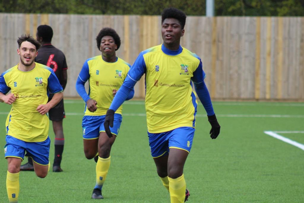 Solihull Moors F&E tweet media