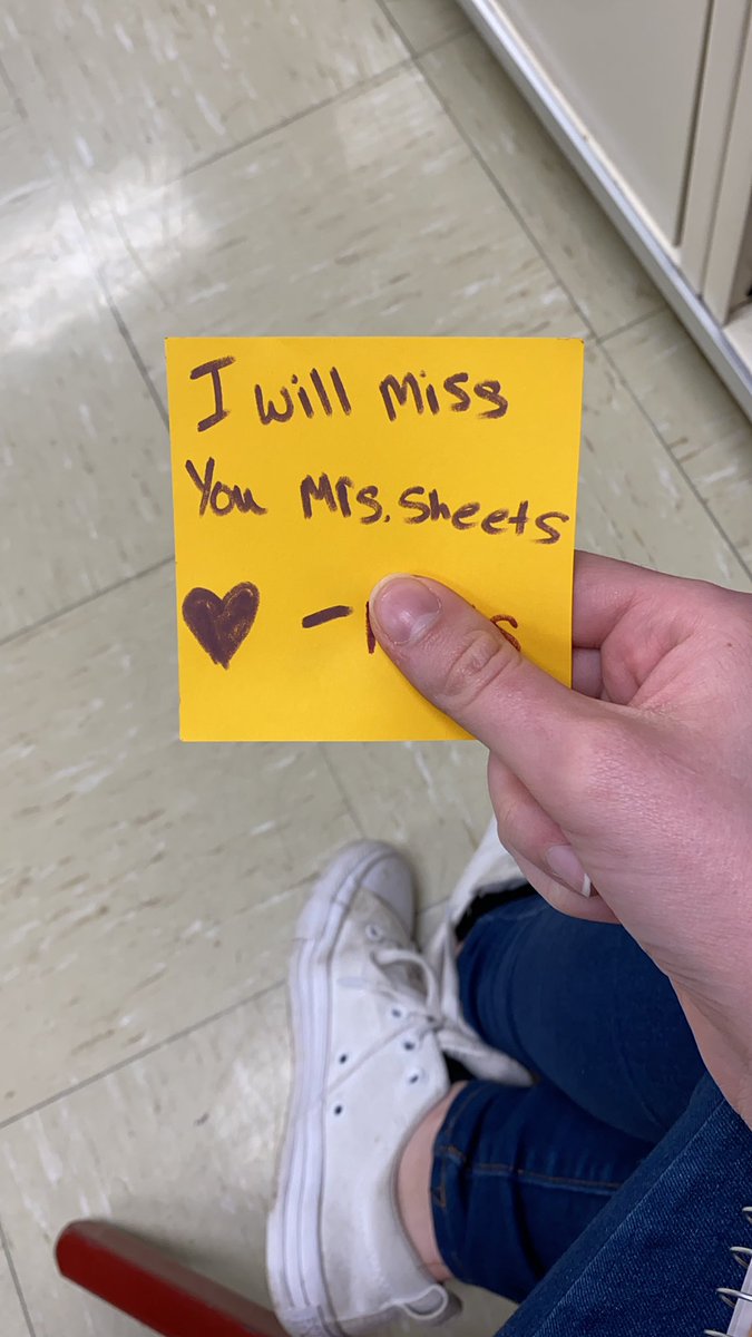 I’ll miss you too, kiddo. 😢 #studentteacher #bittersweet #newchapter #teachthemhowtosaygoodbye #onelasttime