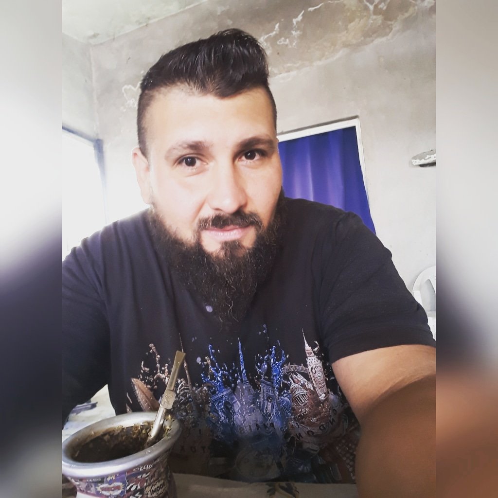 diegoleivala12's tweet photo. #NuevaFotoDePerfil https://t.co/Bmy8KJ64tj