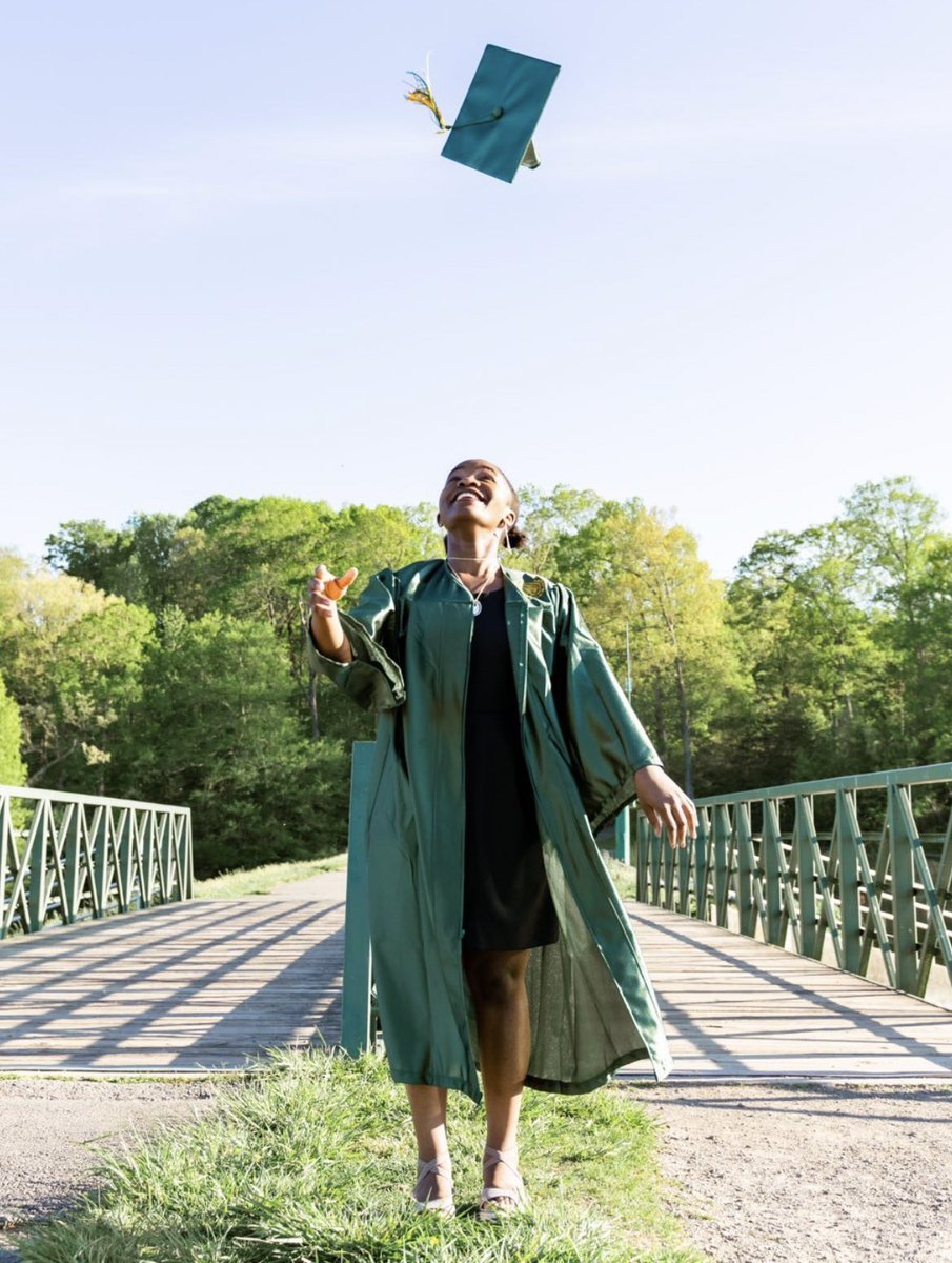 NOVAcommcollege's tweet image. Believe. Aspire. Achieve. 

nvcc.edu/commencement/