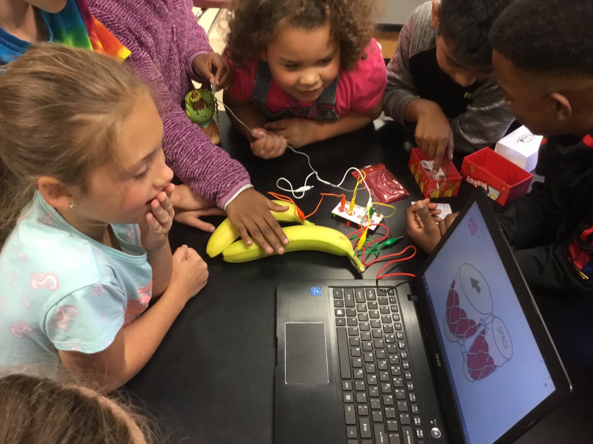 gesmakerspace's tweet image. Third graders were wowed by Makey Makey circuitry where they closed circuits through bananas, Play Dough and even their bodies. Conductors of electricity can be surprising!