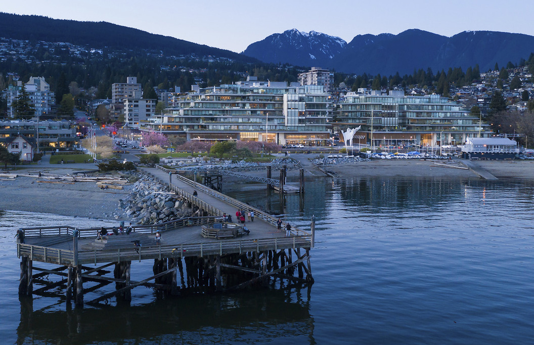 Grosvenor Americas (@grosvenoramer) on Twitter photo Finalists for <a href="/UrbanLandInst/">Urban Land Institute</a>'s Americas Awards for Excellence have been announced & we're thrilled that Grosvenor Ambleside, our transformative mixed-use waterfront development, a decade in the making, made the list. Congrats & good luck to all finalists. lnkd.in/enfdjxN Finalists for <a href="/UrbanLandInst/">Urban Land Institute</a>'s Americas Awards for Excellence have been announced & we're thrilled that Grosvenor Ambleside, our transformative mixed-use waterfront development, a decade in the making, made the list. Congrats & good luck to all finalists. lnkd.in/enfdjxN