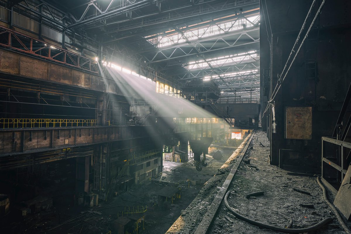 designloos's tweet photo. Urbex locatie: Heavy Metal, een verlaten staalfabriek in België.
Meer foto's + spannend verhaal op: https://t.co/Trp0ls0oBc
Te koop voor aan de muur: https://t.co/o7nzqJGbw3
#urbex #abandoned #decay #verlaten #oud #staalfabriek https://t.co/aYyYlyaNnJ