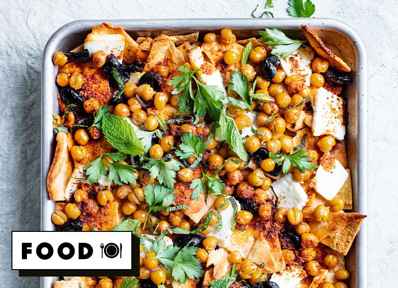 YOUMagSocial's tweet photo. Pita chips and crispy chickpeas make for a flavourful lunch or light dinner. The Greek cheese in this dish really takes it up a notch, too.

Get @MariaZizka's #recipe here: https://t.co/GhB7gYrBKb https://t.co/a06Kl0i51t