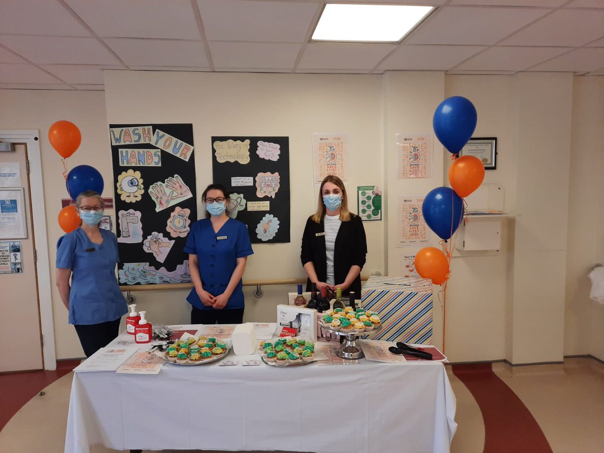 IOHClontarf's tweet photo. The IPC team @IOHClontarf providing info on the importance of #WashYourHands on World #HandHygiene Day
Have you #CleanYourHands today?  @cirdowling @HSECHODNCC @HSELive #InfectionControl #COVID19 https://t.co/NQ6MU1hb93
