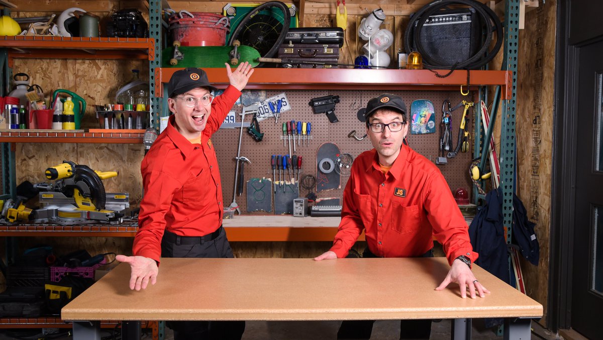 Ils sont de retour avec une nouvelle émission jeunesse éclatée et entièrement produite en Estrie : Les joyeux patenteux! Jean-Sébastien Busque et Frédéric Choinière, des Productions du 13e à St-Camille, proposent 22 épisodes, diffusés sur <a href="/icirctele/">ICI RC Télé</a> dès janvier 2022. #rces