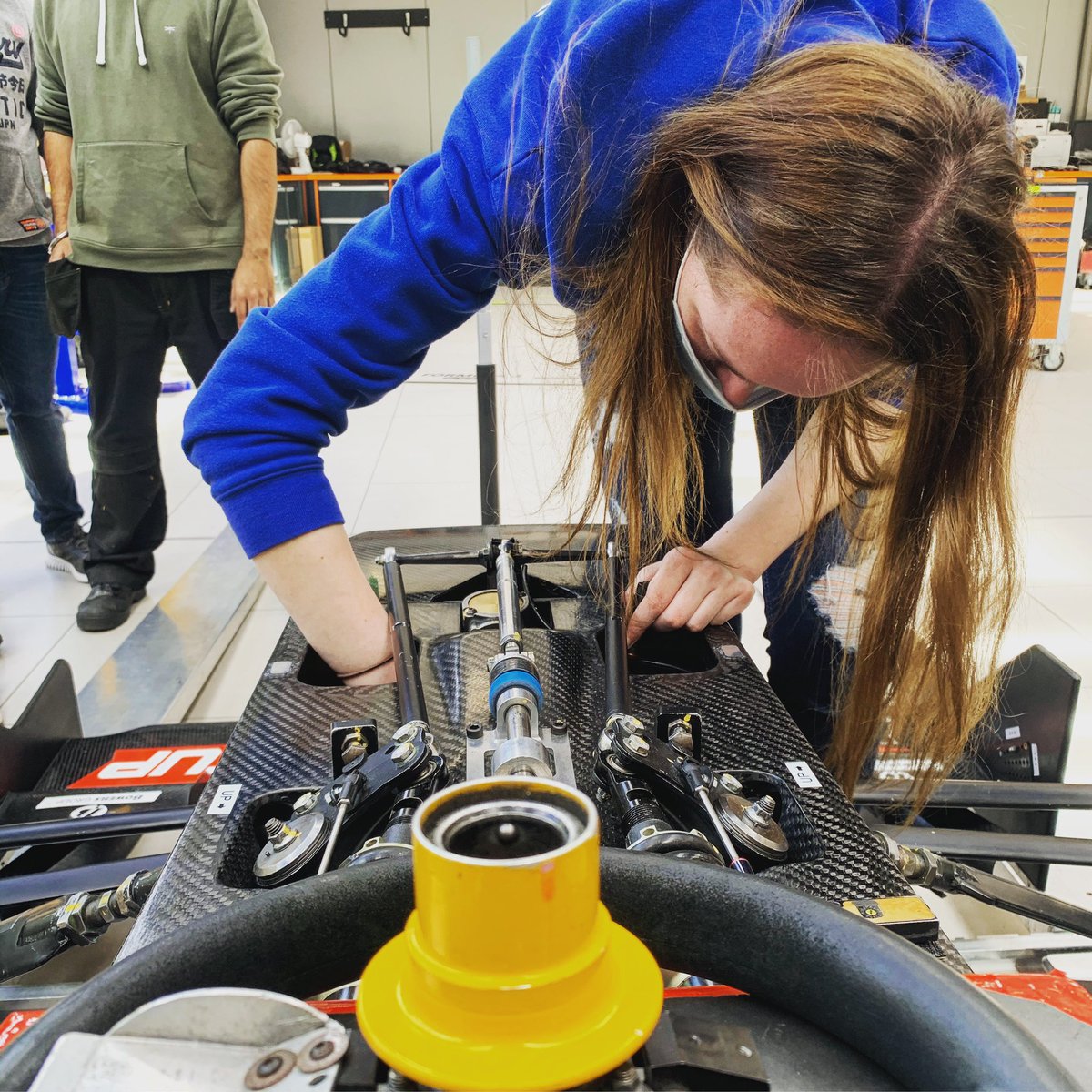UWRacing's tweet image. Final touches to the car before we load up for @doningtonpark tomorrow! 
We head to Donington for our second test of the year,and our second team of students on their first time out to run a race car! 
Look out for reports and updates on our tomorrows progress 😁
#racingwolves
