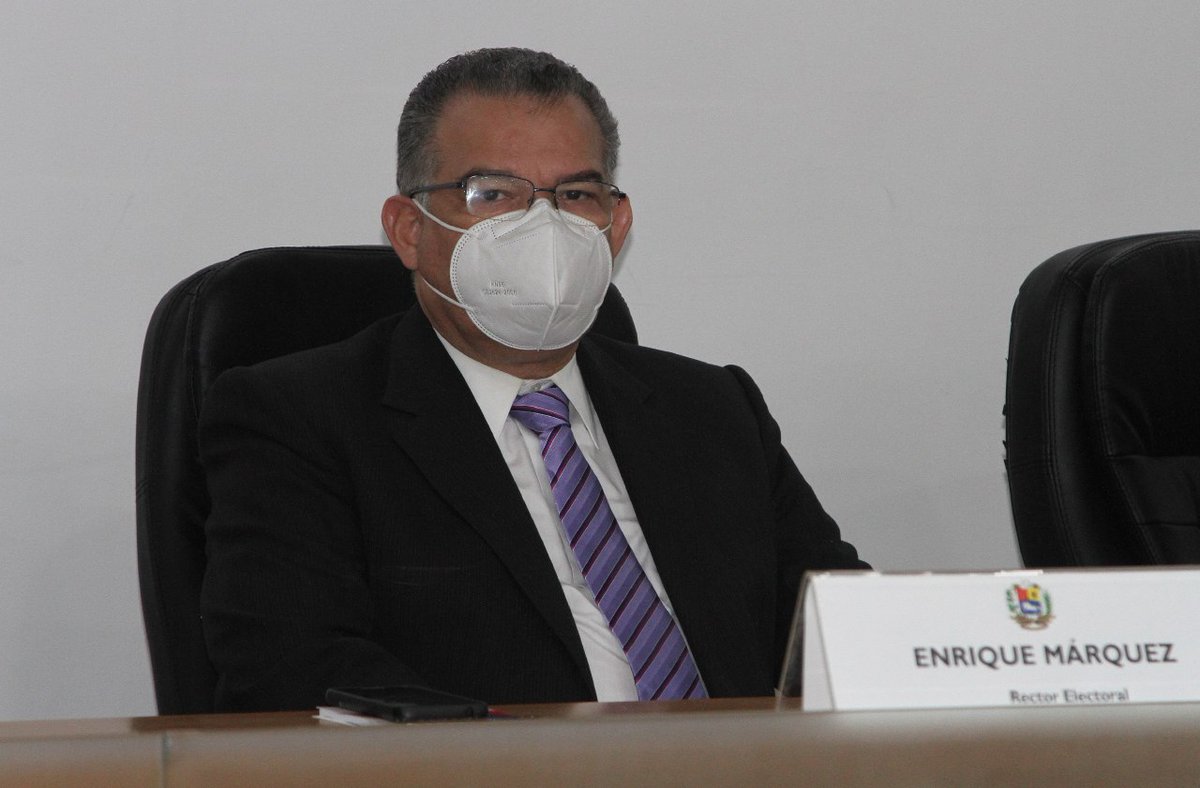 cneesvzla's tweet photo. Se consolida la institucionalidad democrática con el trabajo mancomunado de los Poderes Públicos del Estado al cumplir la orden emanada del @TSJ_Venezuela a través de la sentencia N° 068-2020, cuando designó ad hoc a los rectores y rectoras del Poder Electoral. https://t.co/5RHCKf9Cj3