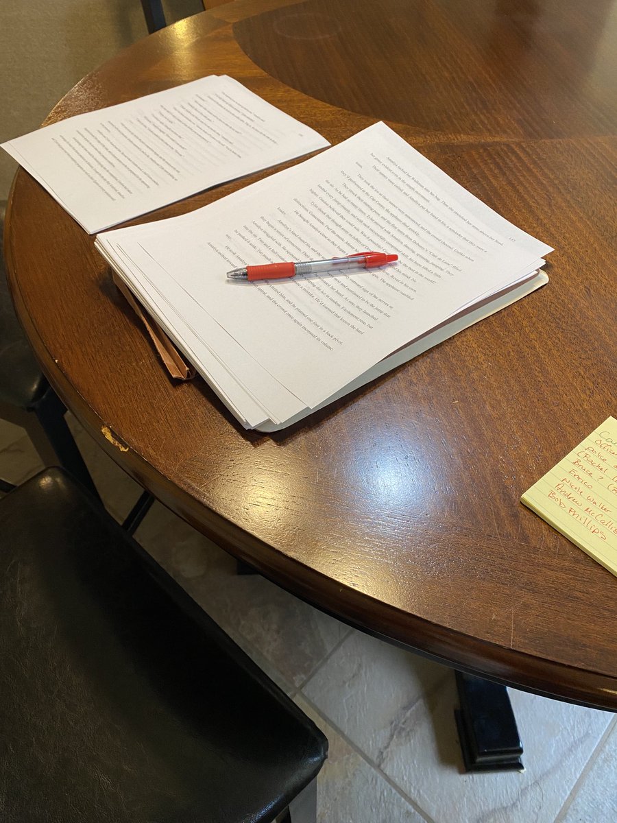 traciabramson's tweet photo. Time to edit. Only another eight hours of work until it will be back in my editor’s hands. #amwriting #amediting #dreamsedge #dreamsofgold #fiction https://t.co/SMRKGxaKeH