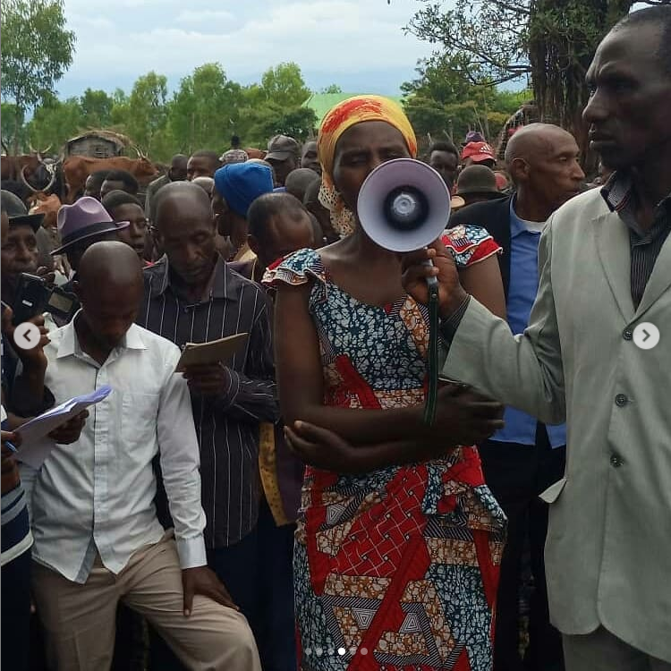 minembwetv's tweet photo. Délégations provincial ya sud-kivu yasuye impunzi ziri kubwegera_ https://t.co/Gw4e7ENAJk