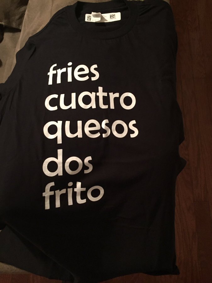 BigSterling's tweet photo. @PsychPeacock My wife gave my this shirt. It doesn't travel well. https://t.co/cThA8dHjDr