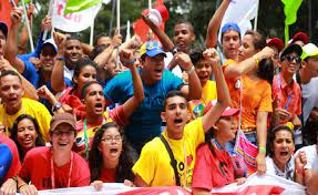 #5May|  🇻🇪 ¡SEGUNDA ETIQUETA DEL DÍA! ⏩  

#ChambaJuvenilProduciendo
 
Gran Misión Chamba Juvenil impulsa con fuerza el desarrollo productivo de la Patria. Lealtad a toda prueba a la Revolución Bolivariana.

¡Venceremos!