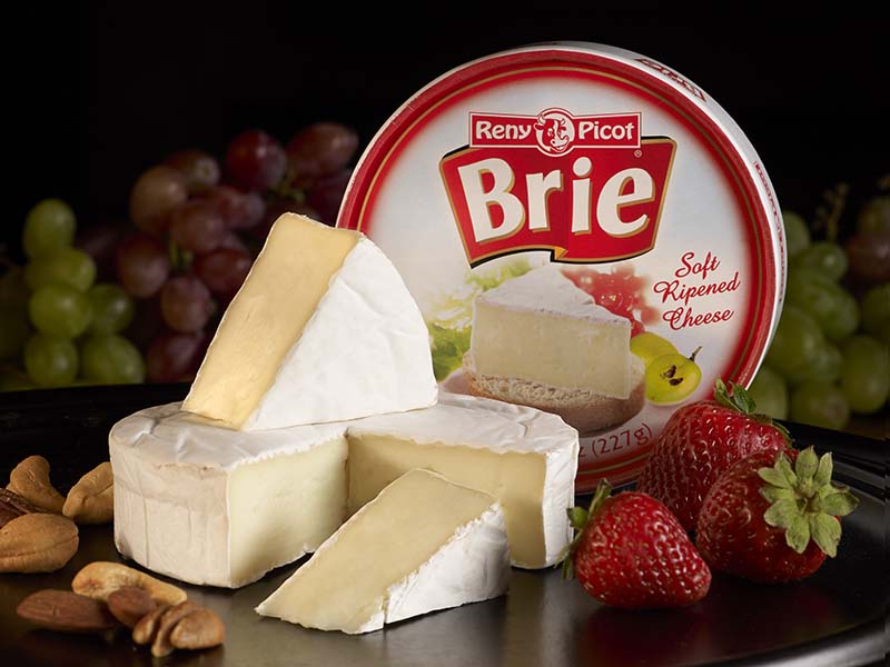 OldEuropeCheese's tweet photo. It’s the research we’ve all been waiting for: the amazing health benefits of cheese, according to science. https://t.co/phmuTSr867 #cheese #brie #renypicot https://t.co/Ch9SBQGV8s
