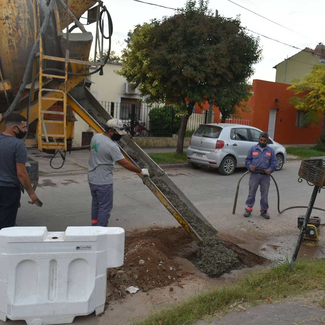 ServPublicMerce's tweet photo. Pedimos a la comunidad circular con precaución, estamos trabajando para construir una #CiudadDeTodos https://t.co/dO8i3jUzh0