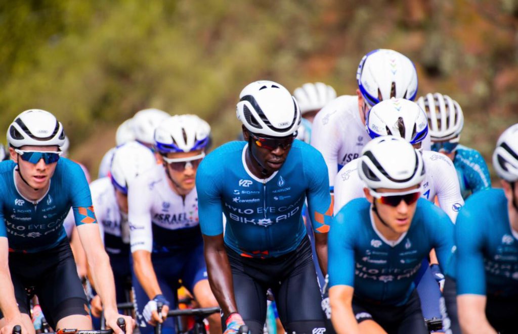 Halfway through <a href="/tour_du_Rwanda/">𝗧𝗼𝘂𝗿 𝗱𝘂 𝗥𝘄𝗮𝗻𝗱𝗮 🇷🇼</a> #TdRwanda2021