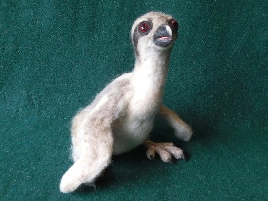 GGBirdAlliance's tweet photo. Scene 4: The finished #Osprey chick! Size (6") same as a real week-old Osprey. You can even open the beak to see the tongue and gullet. This cutie is for sale in our online #auction. https://t.co/TXzHaBPWD9
#birdart #crafting #crafts #felt #feltwork https://t.co/efv1kwyyqU