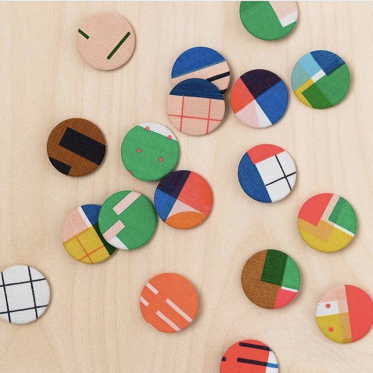 presentcorrect's tweet photo. Kate Clarke’s textiles are crisp, graphic &amp; always the best colours.

https://t.co/wSgpr6IhmC https://t.co/JUZvU3zXyB