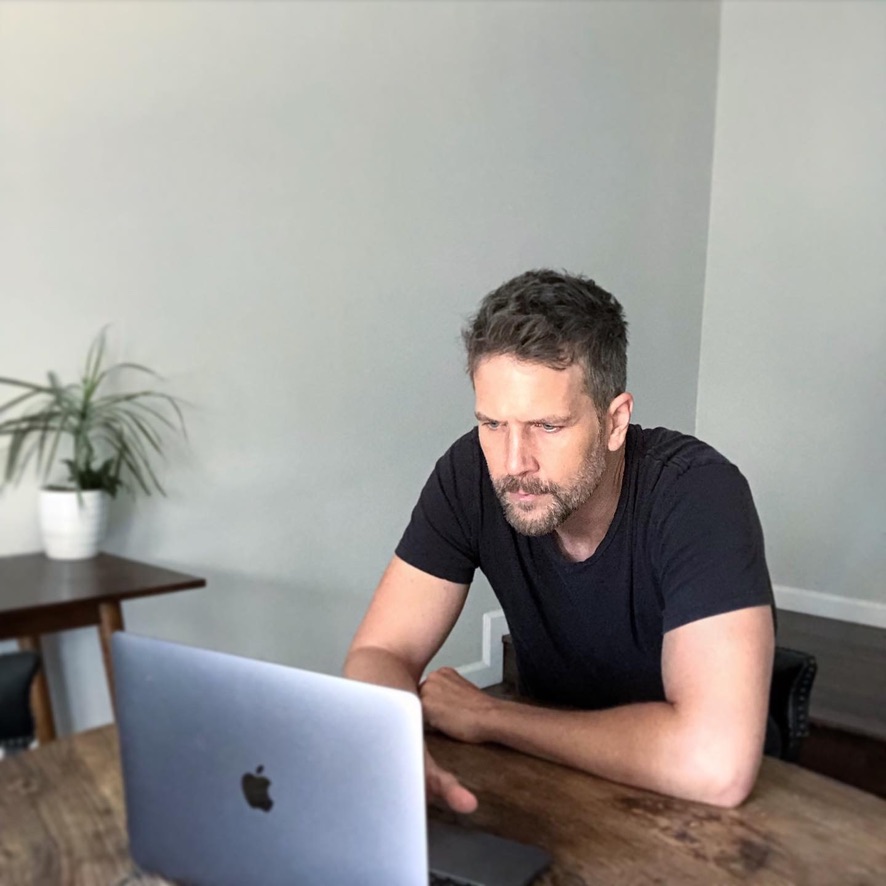 hunterives1's tweet photo. Working on a little project.. Keep pushing… #Writers  #Filmmaker  #actorslife  #filmmaking  #Acting https://t.co/1dV7dPkdt3