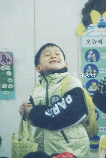 Baekchen childhood’s pics: a thread 