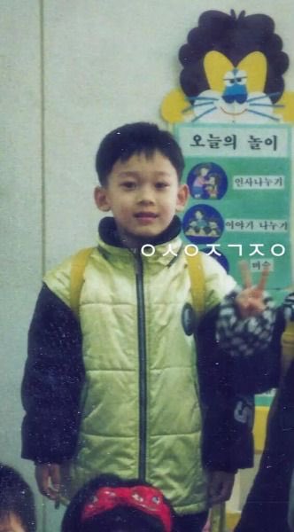 Baekchen childhood’s pics: a thread 