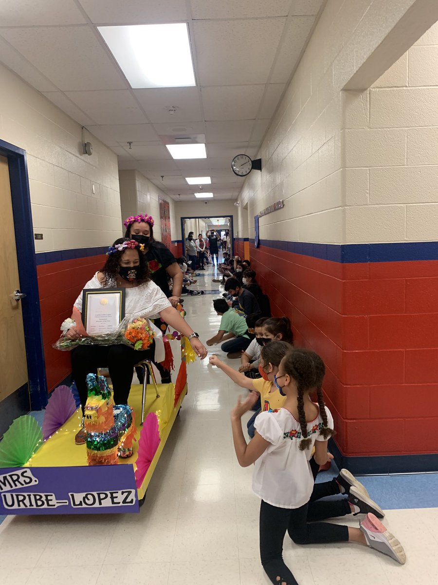 Celebrating our new teacher of the year <a href="/MrsContreras05/">Rosa Contreras</a> and teacher of the year <a href="/CeciliaUribeLop/">Cecilia Uribe-Lopez</a> !!! Congratulations ladies! <a href="/NISDVillarreal_/">Villarreal ES</a>  #Heartofajag