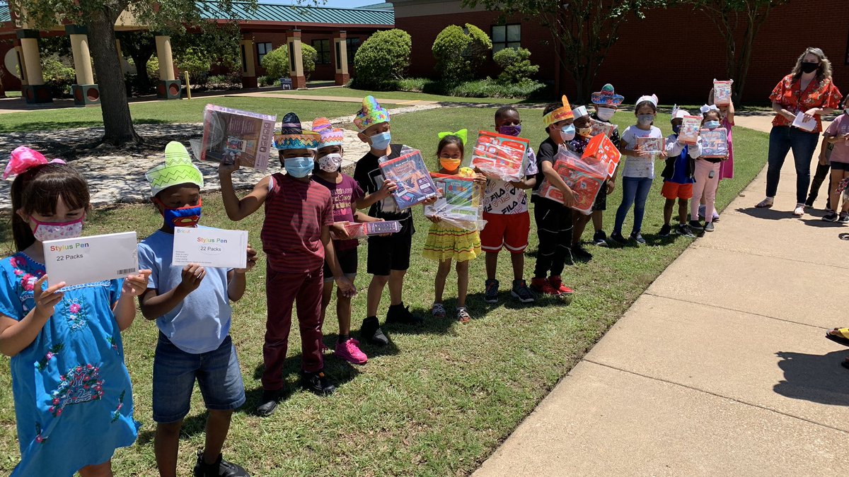 BISD ITech (@bisd_itech) on Twitter photo Students in <a href="/CZeitman/">Cariann Zeitman</a>’s class were beyond excited for the Osmo kits they won from Digital Learning Day! #bisd_dld <a href="/Neal_BISD/">Neal Elementary</a> <a href="/jycollins11/">Juanita Collins</a> <a href="/lcravatt/">lindsay cravatt</a> Students in <a href="/CZeitman/">Cariann Zeitman</a>’s class were beyond excited for the Osmo kits they won from Digital Learning Day! #bisd_dld <a href="/Neal_BISD/">Neal Elementary</a> <a href="/jycollins11/">Juanita Collins</a> <a href="/lcravatt/">lindsay cravatt</a>