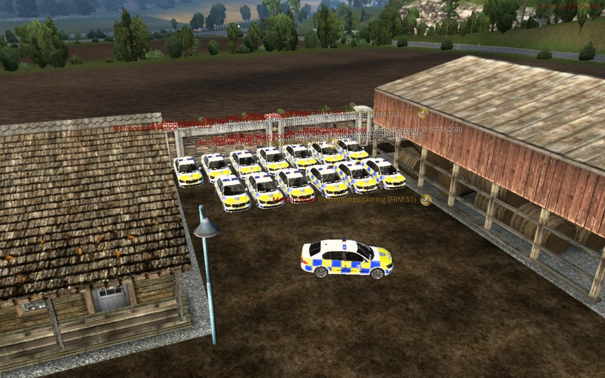 KingsSimulation's tweet image. stumbled across some @VivaTrucking drivers today 👀in the #tmp7 server. Was great seeing many of you guys patrolling in the scout cars!!!