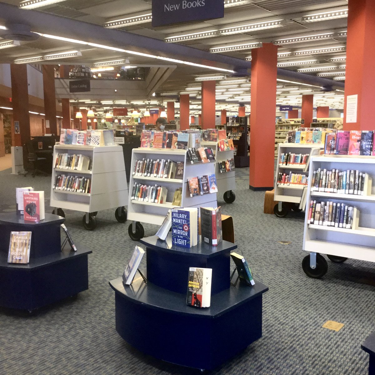 Does the New Books section, right there when you walk in, give you a thrill each time you come in? Give us a like or RT if this is you. Thanks!