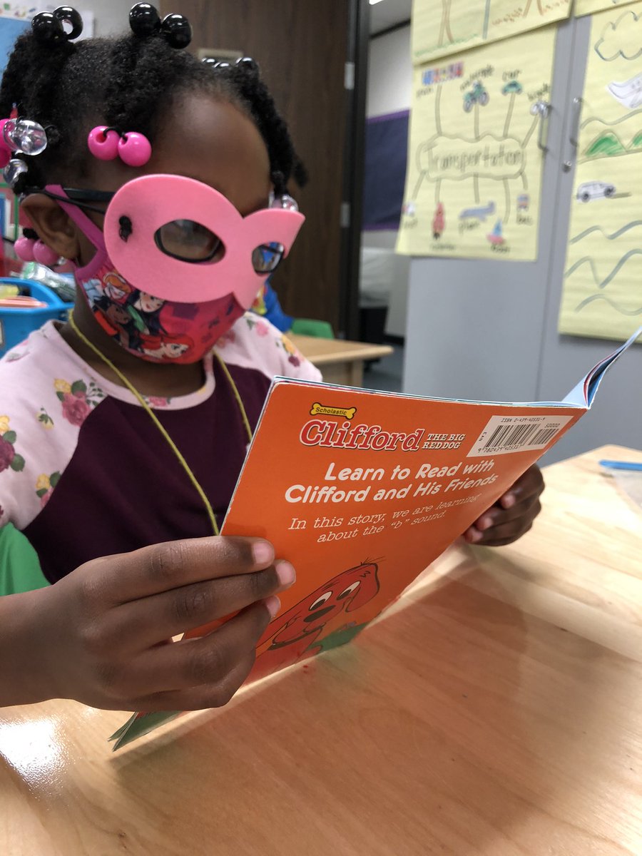 Vchatman3's tweet photo. Super Readers to the rescue! #superreaders #magrillmustangs #aldineisd https://t.co/nV2TypVnY2