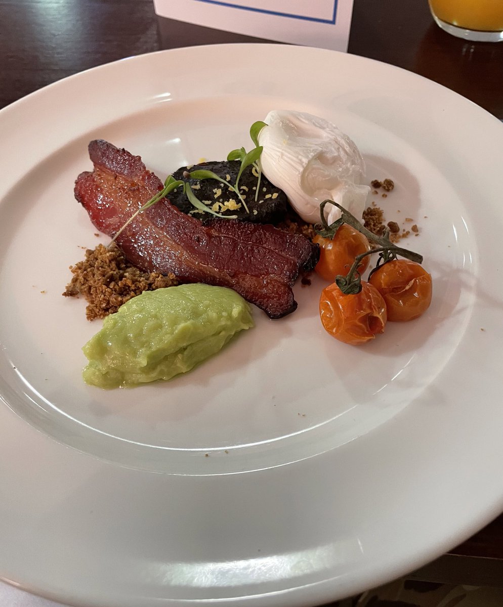 Defence Petroleum and Specialist Trg Sqn (DPSTS) (@oc_dpsts) on Twitter photo This morning <a href="/CO_LSTW/">Logistics Specialist Training Wing</a> and staff from DPSTS had the pleasure of breakfast served by students from FSTW. The food and service was absolutely top notch, many thanks to all students involved. <a href="/CO_FSTW/">DCLPA-FSTW</a> if ever you require diners in the future DPSTS will always be happy to support. This morning <a href="/CO_LSTW/">Logistics Specialist Training Wing</a> and staff from DPSTS had the pleasure of breakfast served by students from FSTW. The food and service was absolutely top notch, many thanks to all students involved. <a href="/CO_FSTW/">DCLPA-FSTW</a> if ever you require diners in the future DPSTS will always be happy to support.