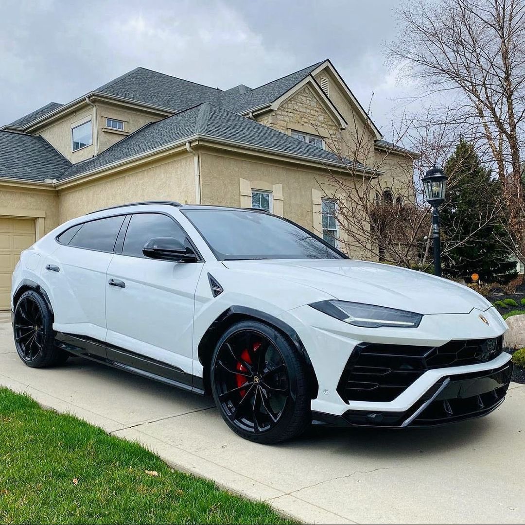 motorforms's tweet photo. Lamborghini Urus 🤍 https://t.co/rI4cXugc3y