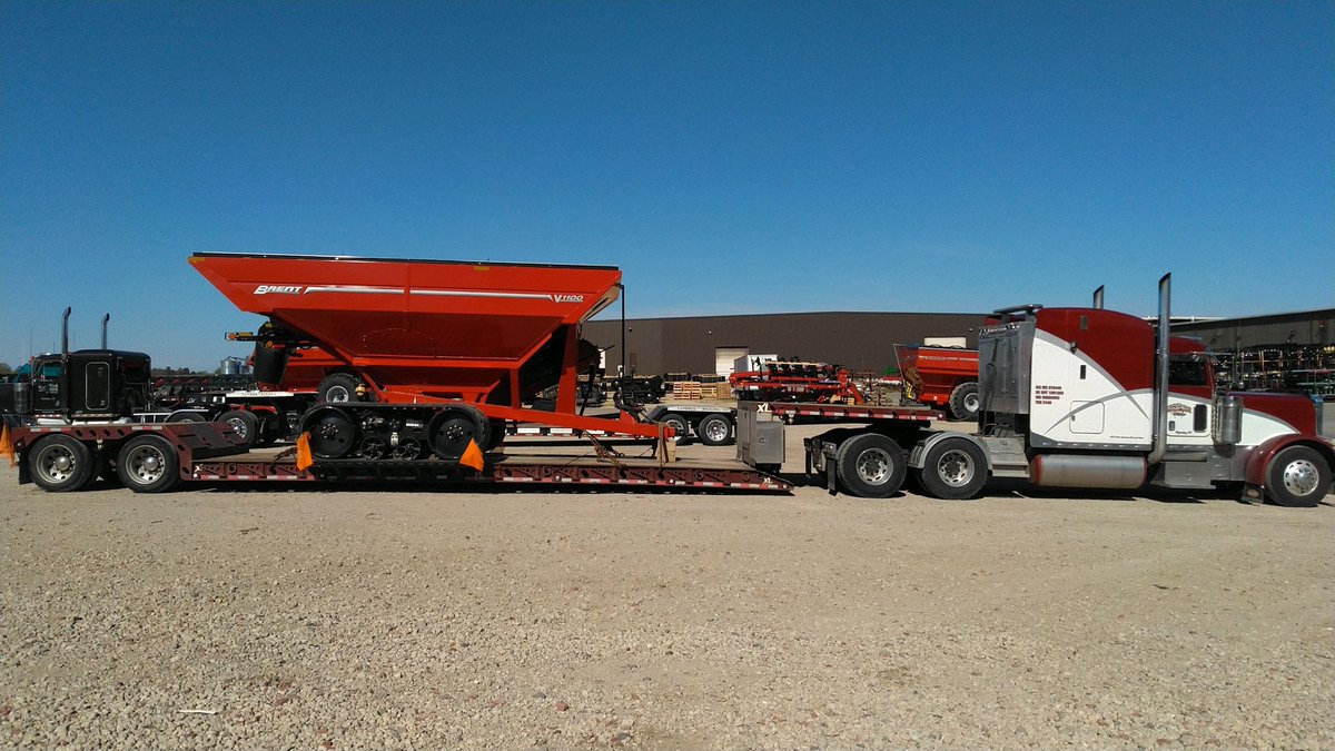 DolbyAllan's tweet photo. SPARKY on the way back to @DeltaPowerEquip Forest with @UnverferthMfg V1100. https://t.co/U5kVI62Vda