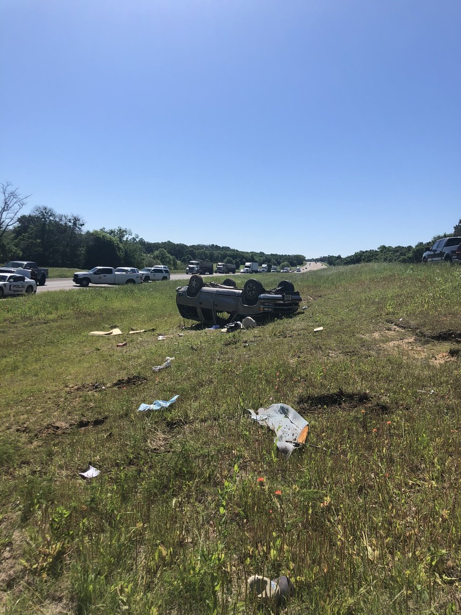 PSFireRescue's tweet photo. This morning at 1020 hours the volunteers of PSFR were alerted to assist Eustace Fire on a reported rollover on 175 with multiple entrapments.  Units arrived to find that no one was trapped.  Two people were transported with one requiring UT Health Air 1 transport to Tyler. https://t.co/6bFe3XmFZg