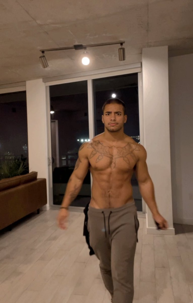 David Christian on Twitter: "I wish they my dads 😂😭lmaoo #sugarbaby…