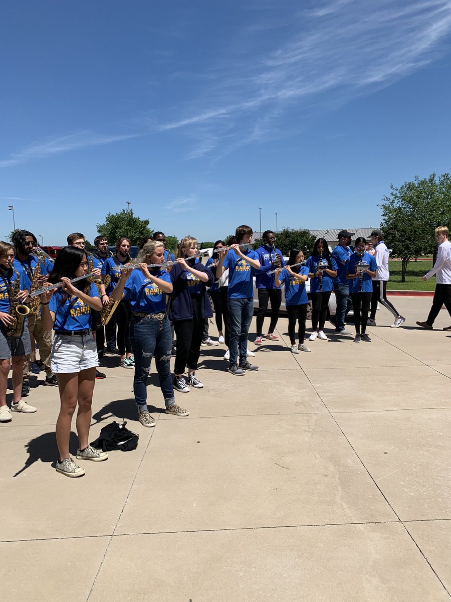 Sunnyvale Raider Pride Band tweet media