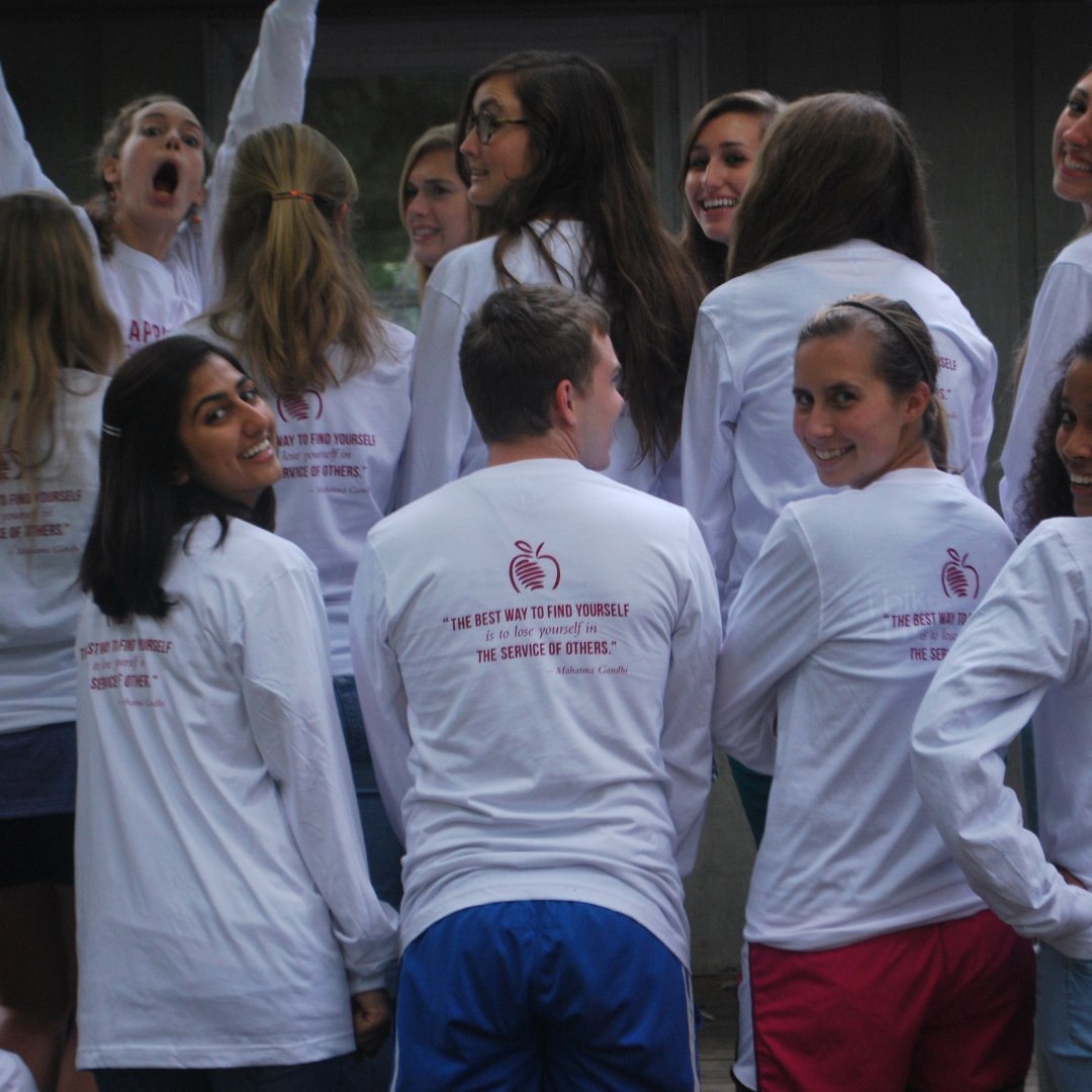 UNC_APPLES's tweet image. Congratulations, Tar Heels! You did it. We&apos;ve made it through a full school year remotely. We&apos;ve relied on community more than ever this year, so be sure to celebrate this accomplishment with your loved ones. Thank you for your commitment to service this school year. Good luck!