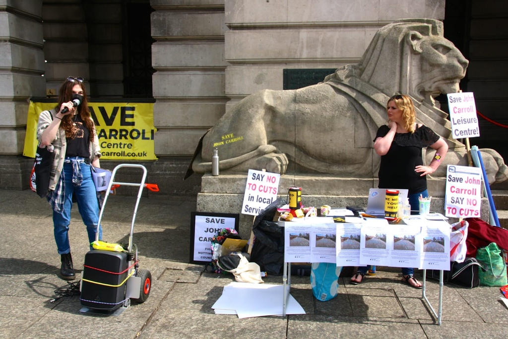 savejohncarroll's tweet photo. Really pleased by the response we had at our stall in town. A few more hundred signatures added to the list. :-)

If you haven't signed the petition already, it takes just a few seconds. Link in bio: https://t.co/x3CONwJPAD https://t.co/ruxArxMC8l