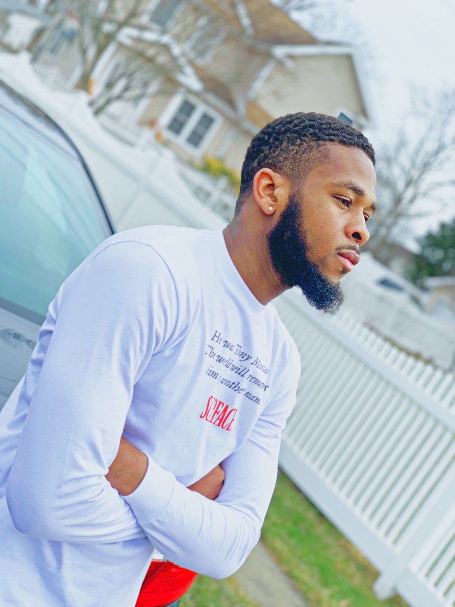 ChosenxOne's tweet photo. Y’all sleep? https://t.co/9LgTv3xkcS