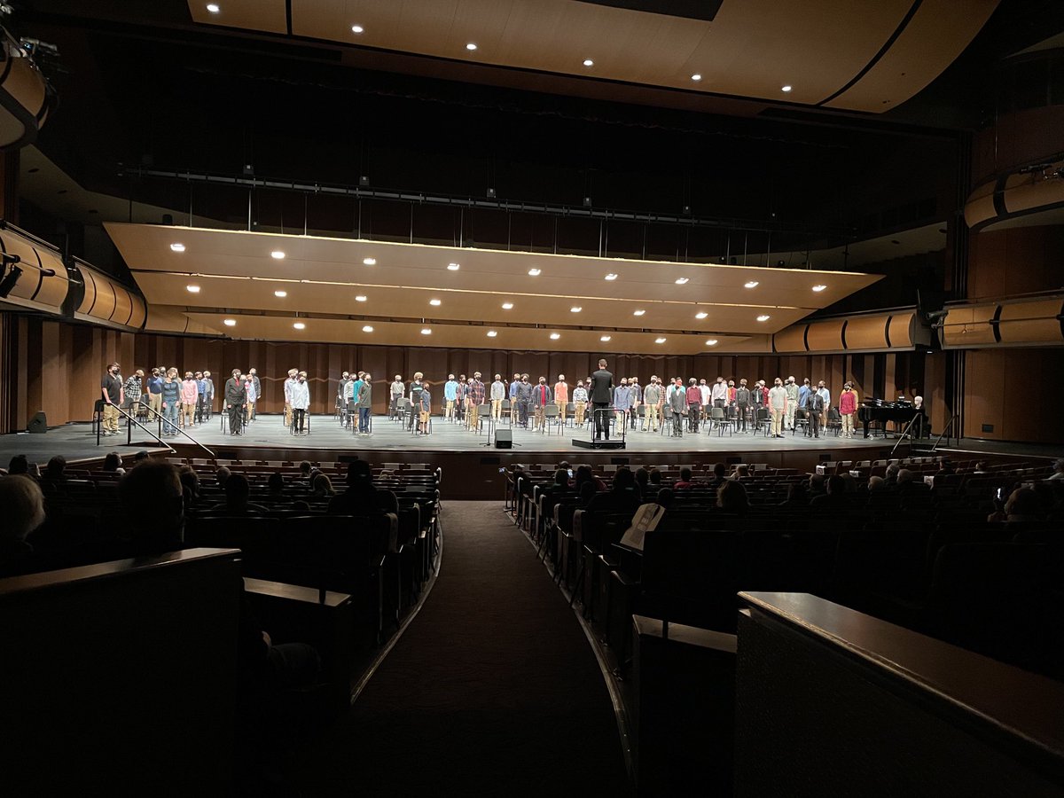 tenbrinktweets's tweet photo. The JPS Male Chorus in a socially distanced & masked concert at the JCA tonight. My heart is full as I listen to these young men & their directors fill our auditorium with beautiful music again. Well done men! One more step closer to normalcy!#JPSBERELENTLESS https://t.co/h5Tsvl3iJs