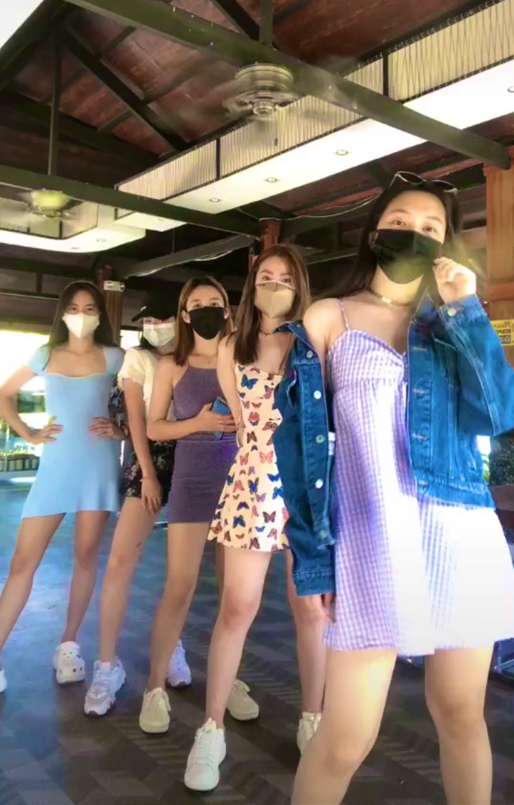 Zeelanced027's tweet photo. My happy pill. #teamOT5 #BiamiLangSakalam 🖤💜🤗 ily both guys.. Stay Freindship otey? 💪🤗 
@iamyumigarcia  @imbiancasantos_  @_ashtineolviga  @fatimaanonuevo  @heartryane https://t.co/0b0Dj4JoPc